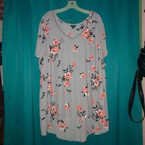 TORRID Grey and Floral Blouse (4x)